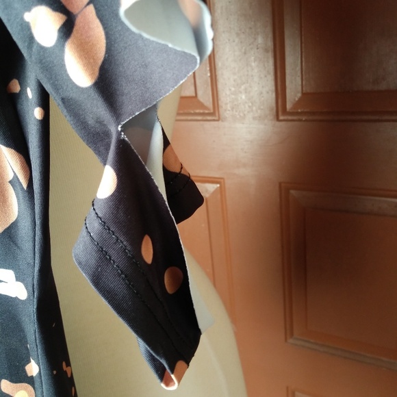 Women dress - Picture 5 of 6